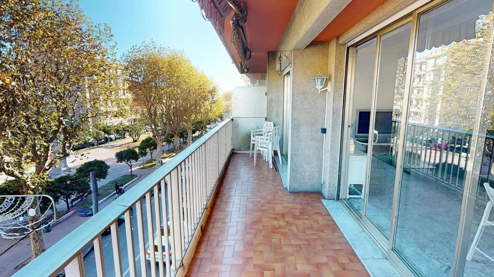 Spacieux 2P Centre Menton Avec Terrasse, Clim Et Parking Prive - Fr-1-196-370