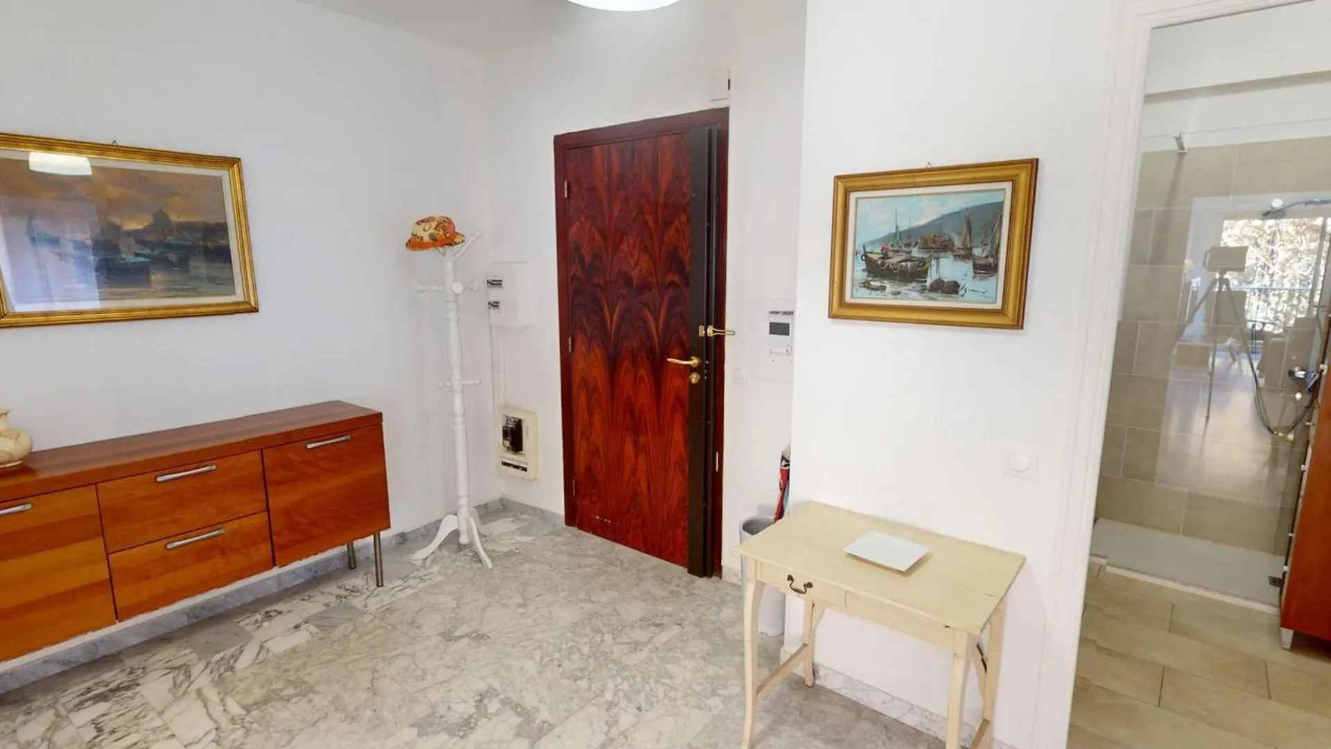 Spacieux 2P Centre Menton Avec Terrasse, Clim Et Parking Prive - Fr-1-196-370 Appartamento