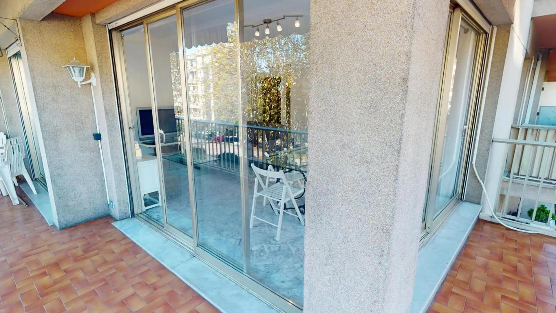 Spacieux 2P Centre Menton Avec Terrasse, Clim Et Parking Prive - Fr-1-196-370 Appartamento